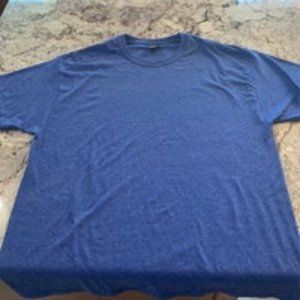 Mens t shirt size L - Hanes